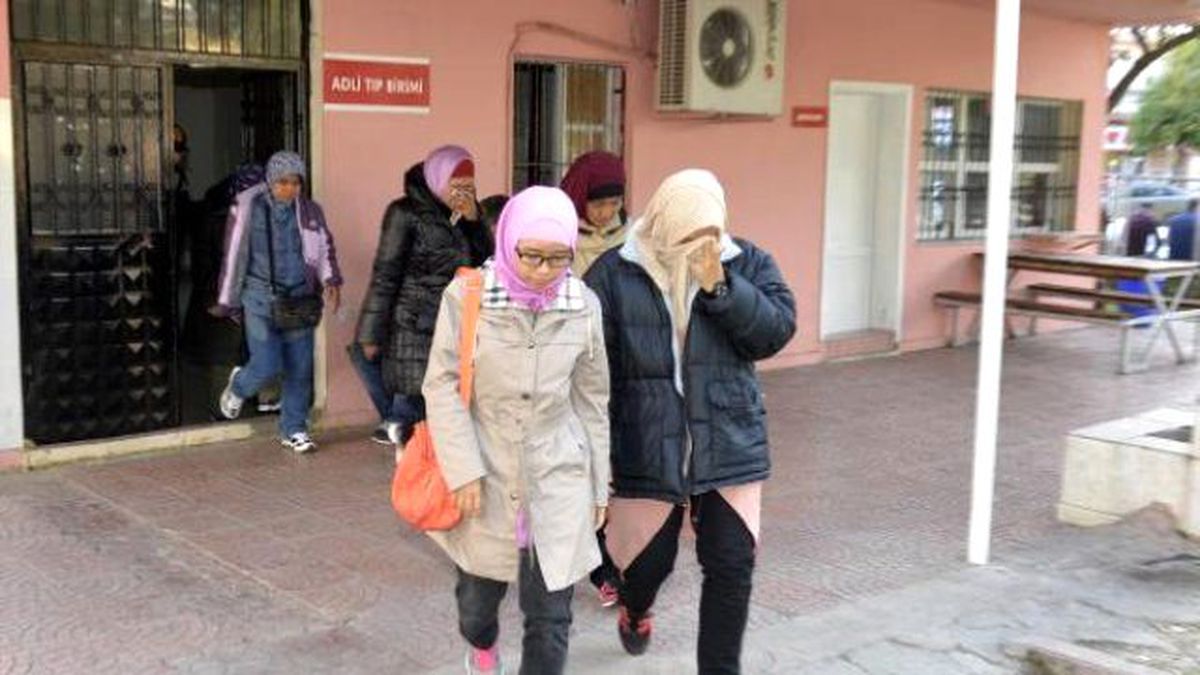 IŞİD'e Katılmak İsteyen 6 Endonezyalı Kadın Yakalandı