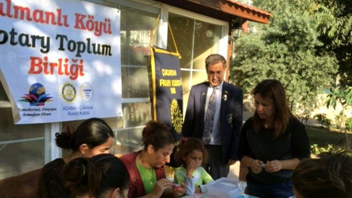 Kadınlar, Kurabiye Süslemeyi Öğrendi