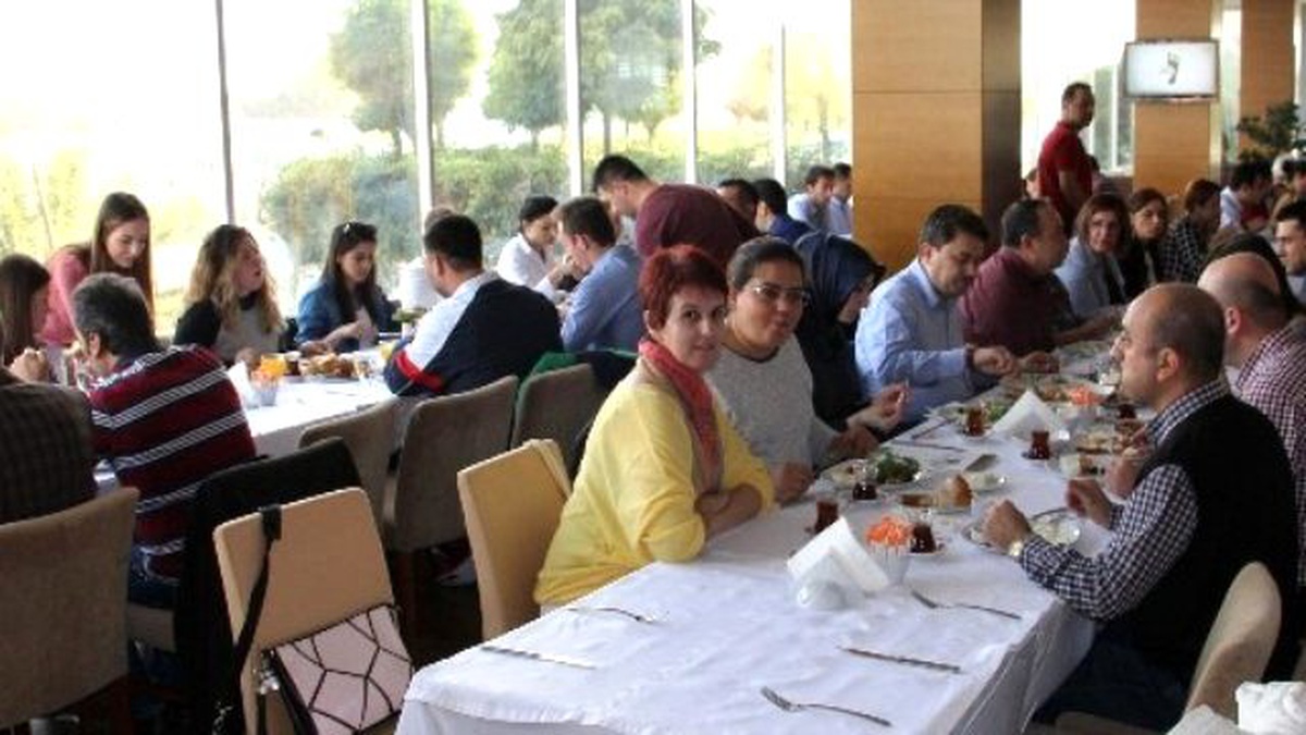 Manisa Amerikan Kültür Koleji\'nden Velilerle Tanışma Kahvaltısı
