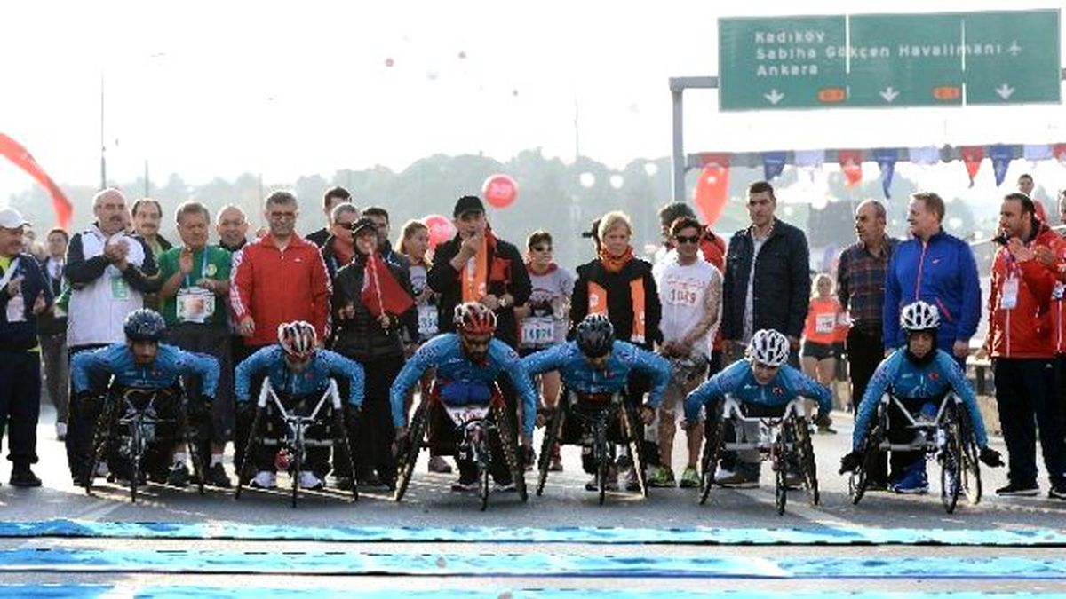 İstanbul Maratonu'nda Yarışmacı Kaynak Yaptı