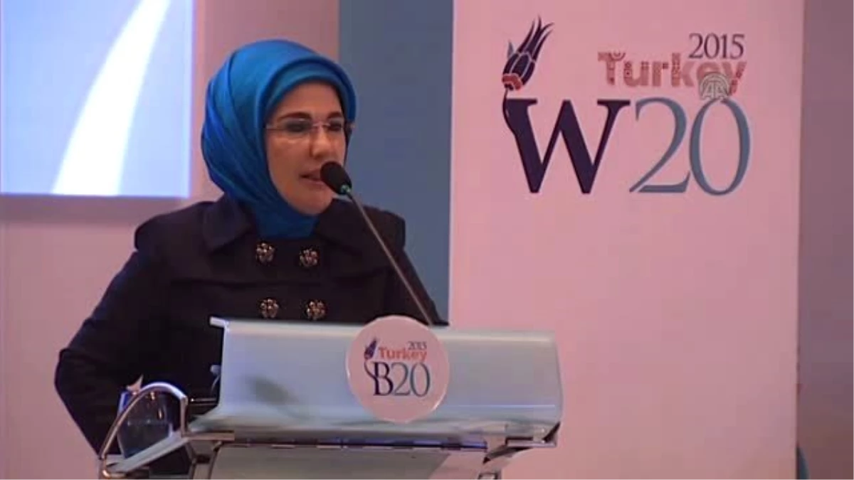 Mülteci Kadınlar" Paneli - Emine Erdoğan (2)