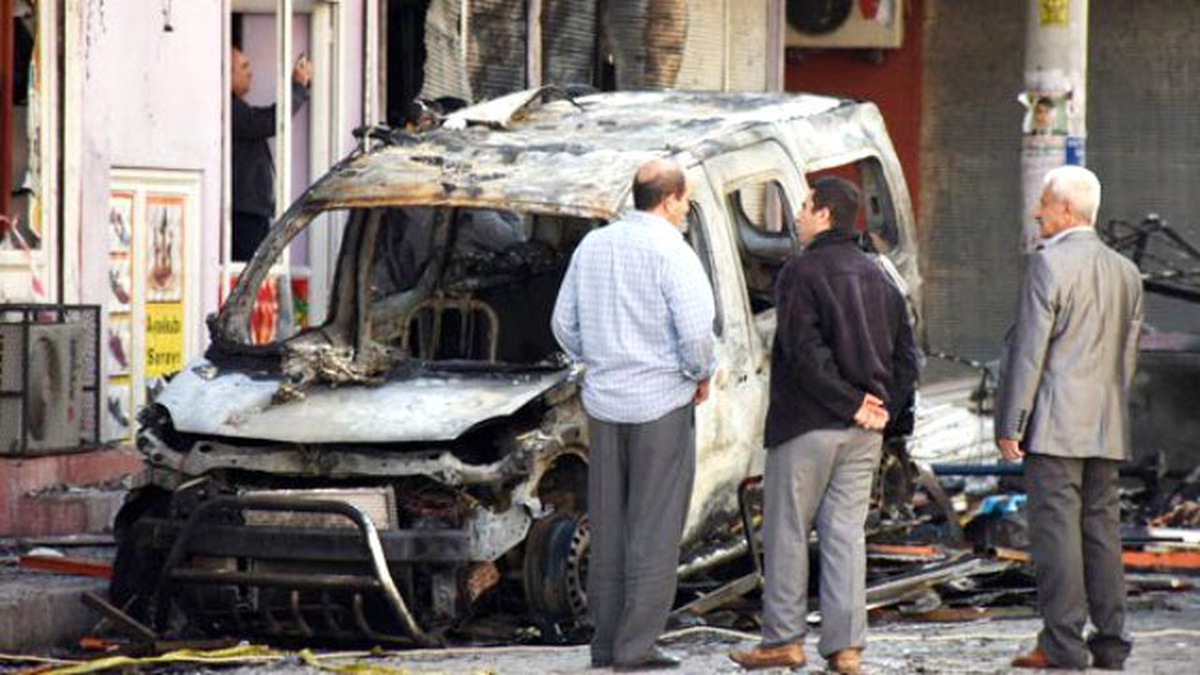 Sokağa Çıkma Yasağının Sürdüğü Nusaybin\'den Dumanlar Yükseliyor