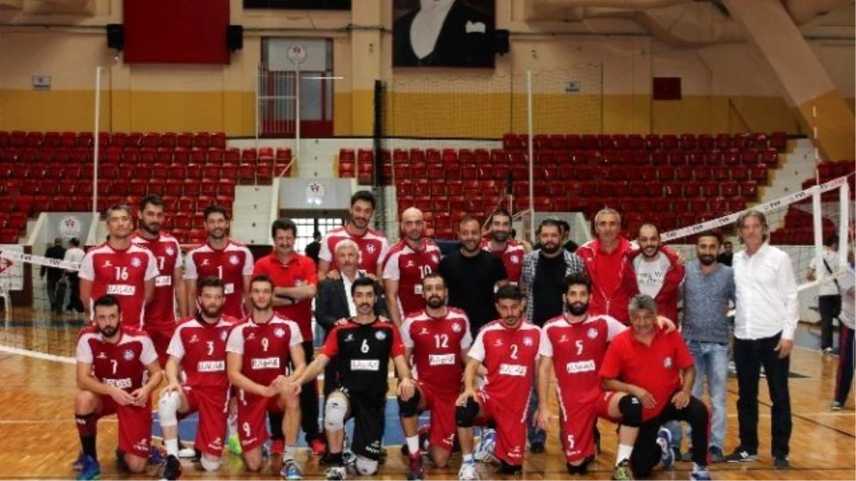 Adana Byz Algomed Spor Liderliği Sürdürdü