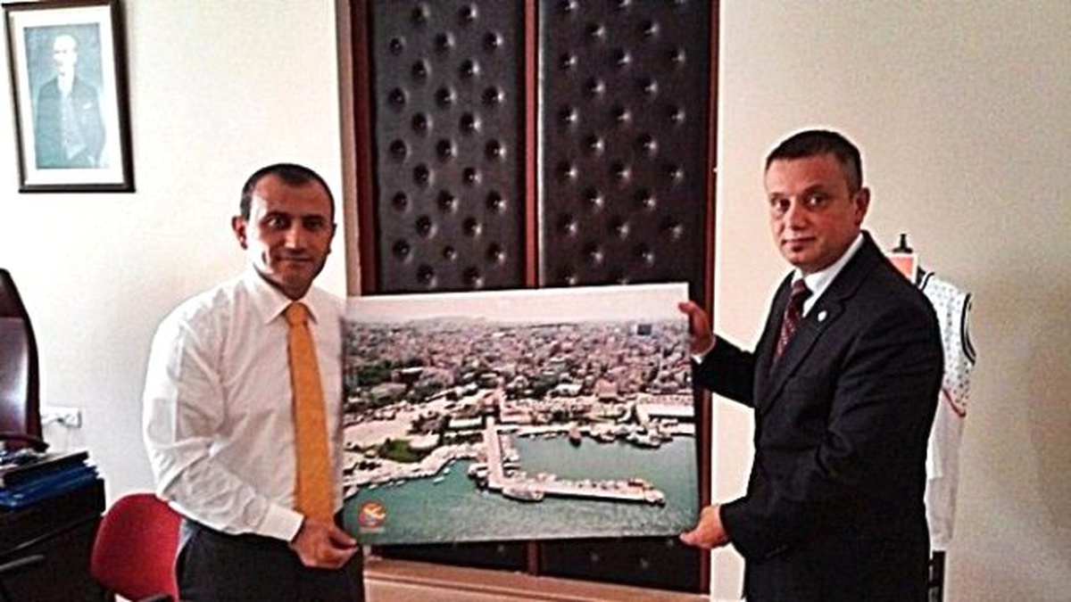 Bandırma Türk Hava Kurumu Şubesi Kaymakam Tuncel Sonel\'i Ziyaret Etti