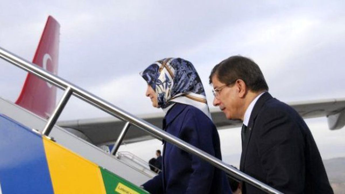 Başbakan Davutoğlu Ankara\'ya Gitti