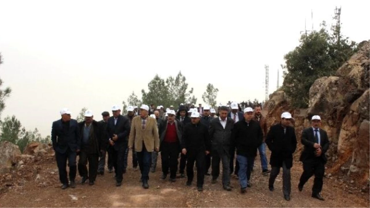 Başkan Kara, Muhtarlara Resul Osman Dağı Mesire Alanına Gezi Düzenledi