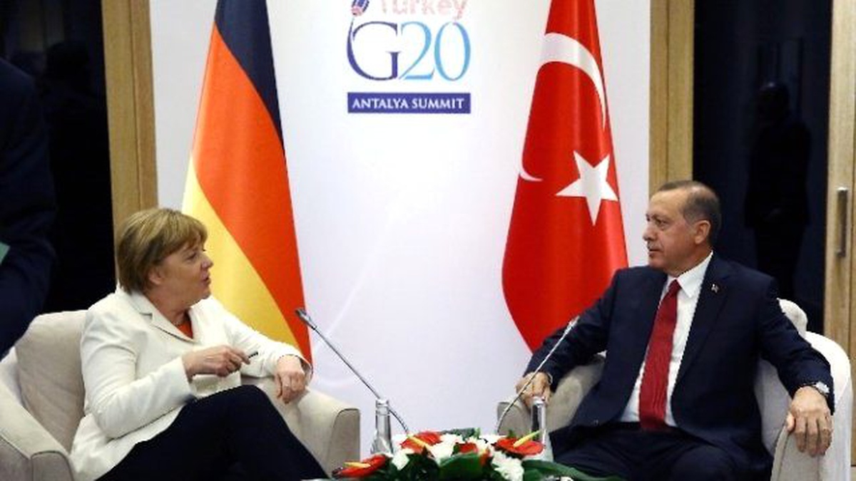 Cumhurbaşkanı Erdoğan, Merkel\'i Kabul Etti