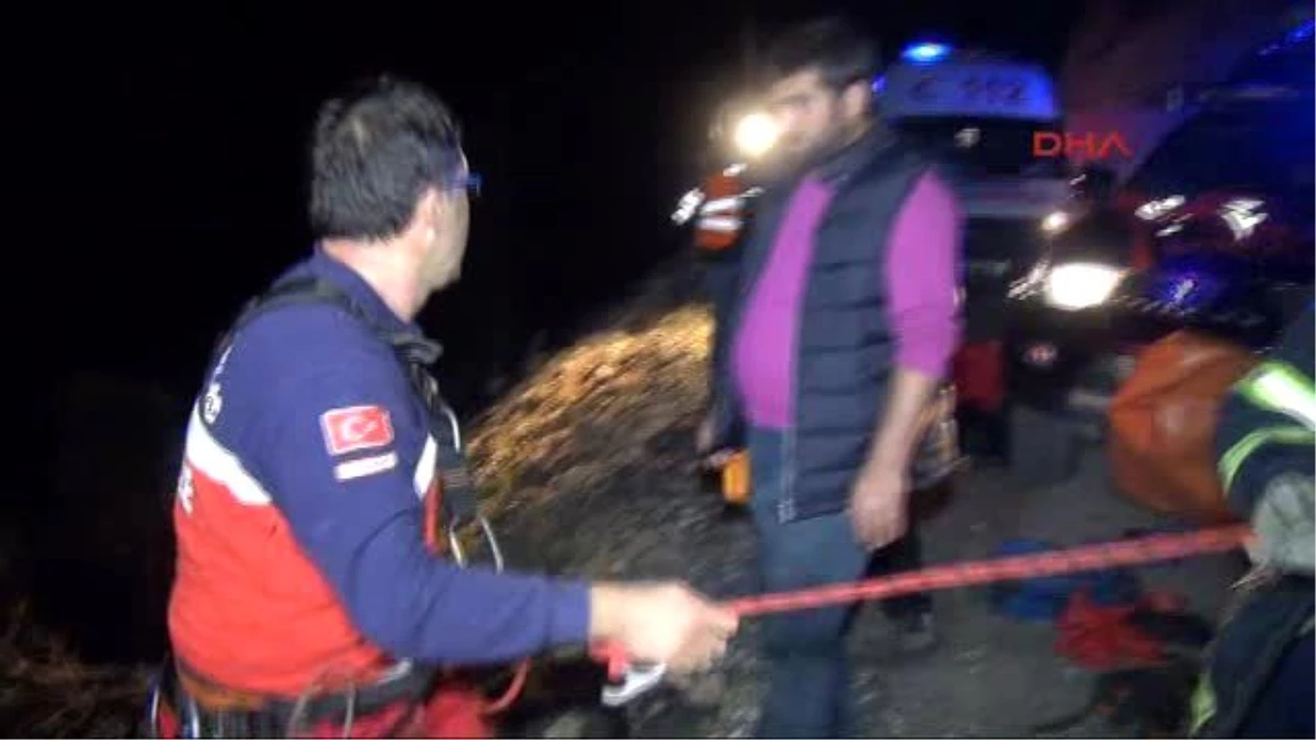 Fethiye\'de 600 Metrelik Uçuruma Yuvarlanan Cipte Aynı Aileden 3 Kişi Öldü