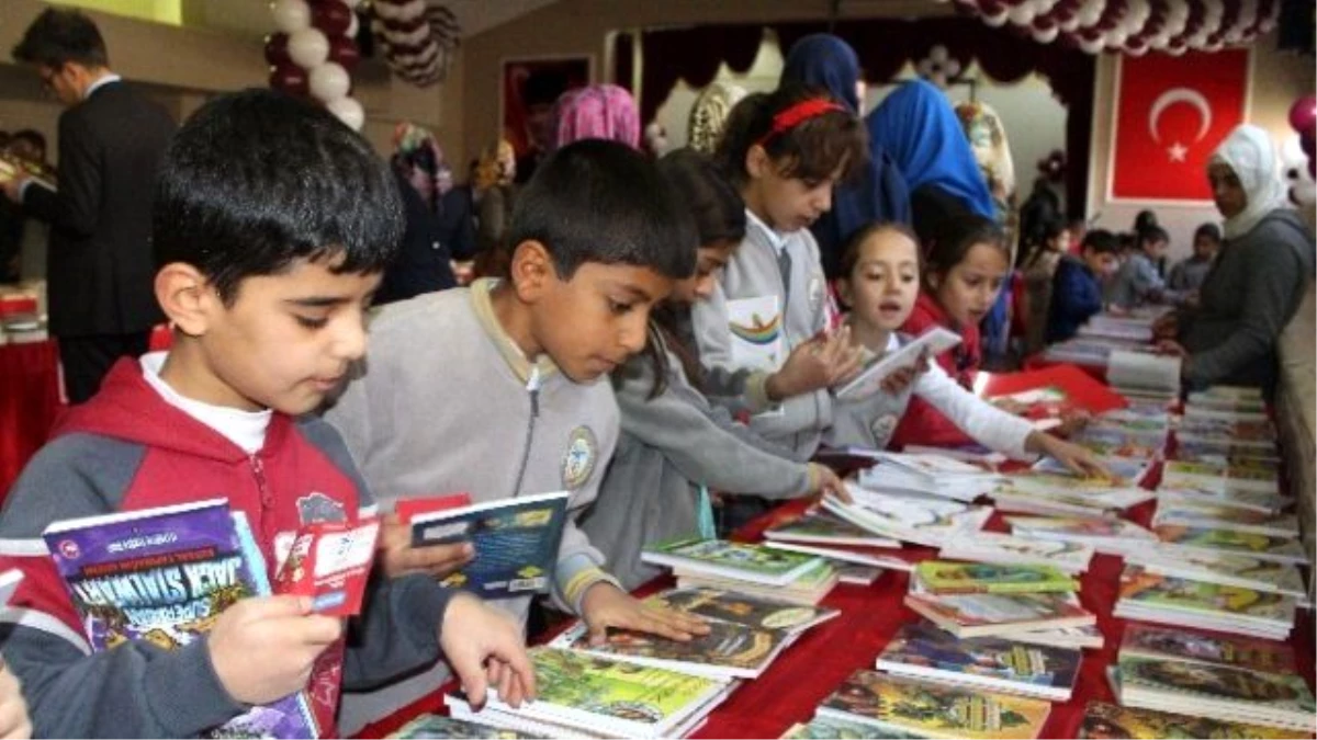 Palu\'da Kitap Fuarı Açıldı