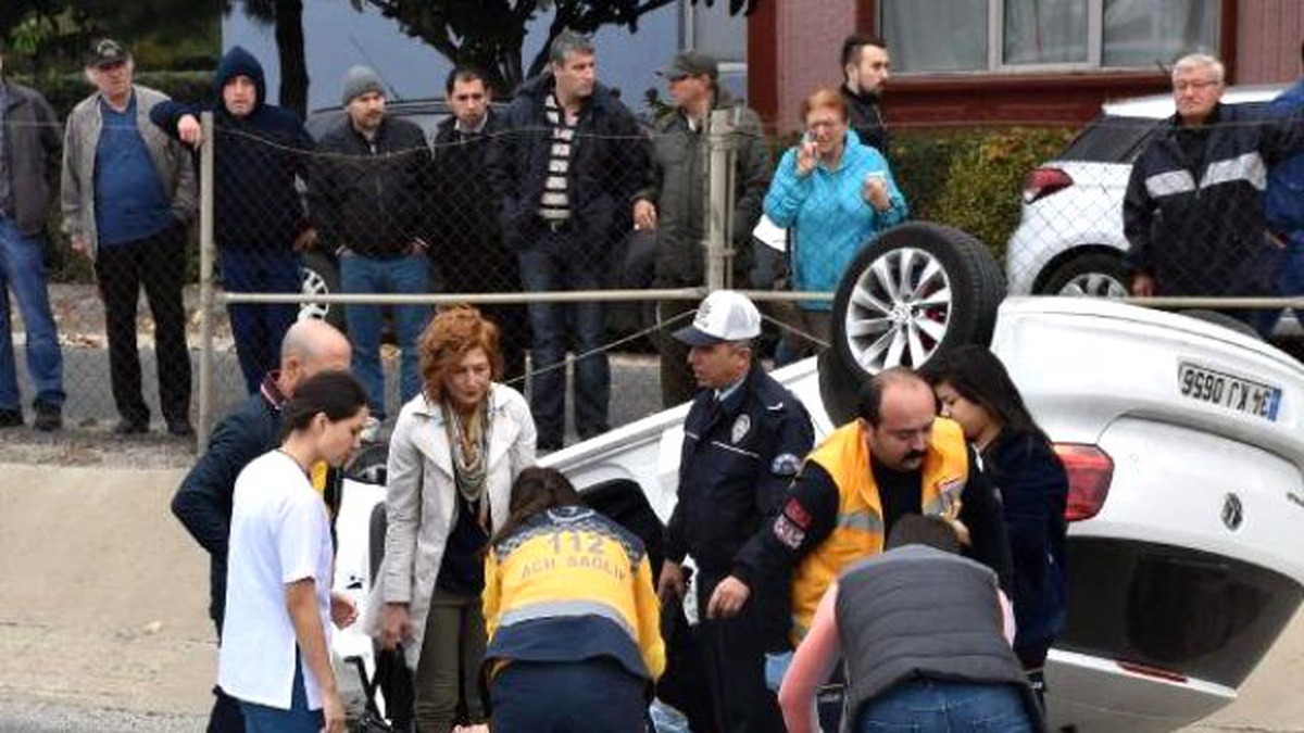 Takla Atan Otomobilin Sürücüsü Yaralandı