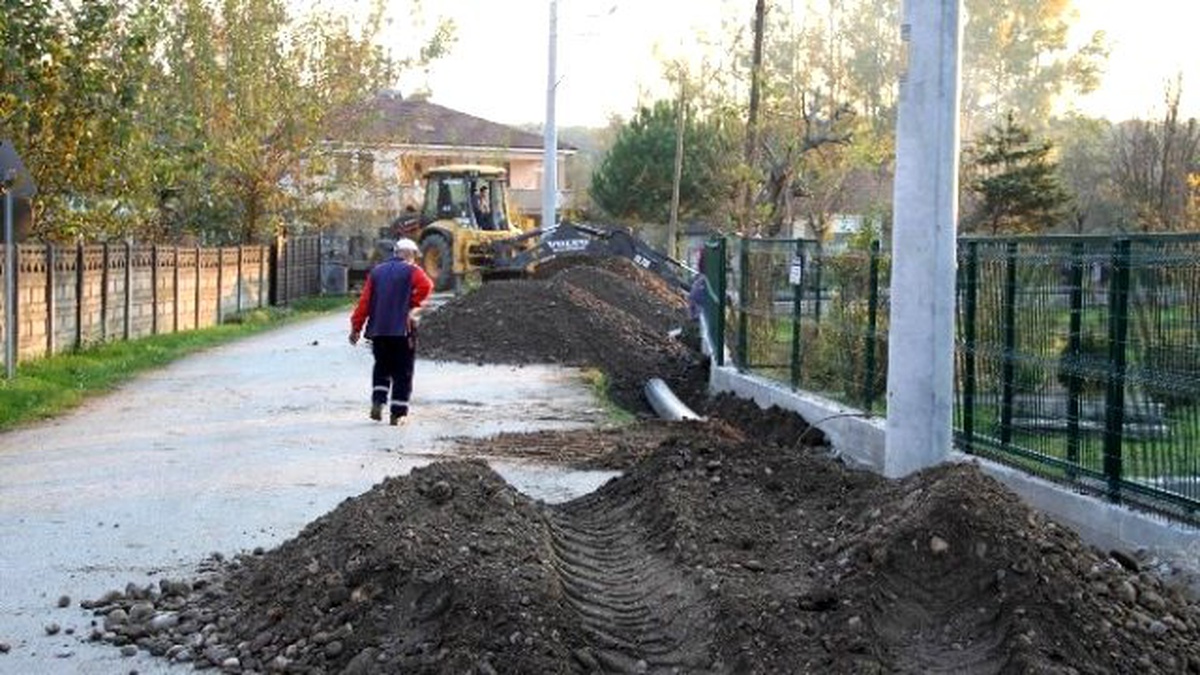 Akyazı Belediyesi Alt Yapıyı Güçlendiriliyor