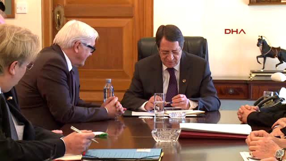 Alman Dışişleri Bakanı Steinmeier Kıbrıs?ta Temaslarda Bulundu