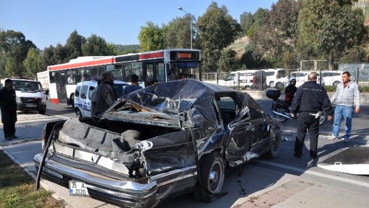 Sürücü Beş Takla Atan Araçtan Sağ Çıktı