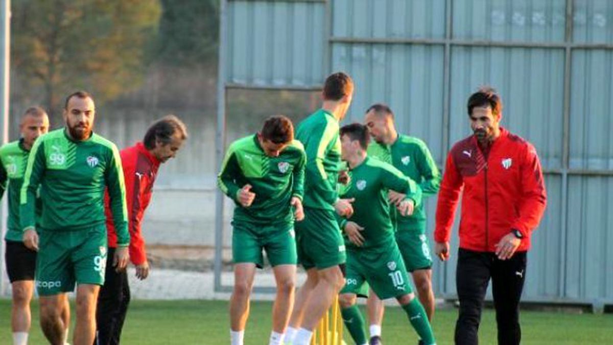 Bursaspor\'da Çift Kale Maç