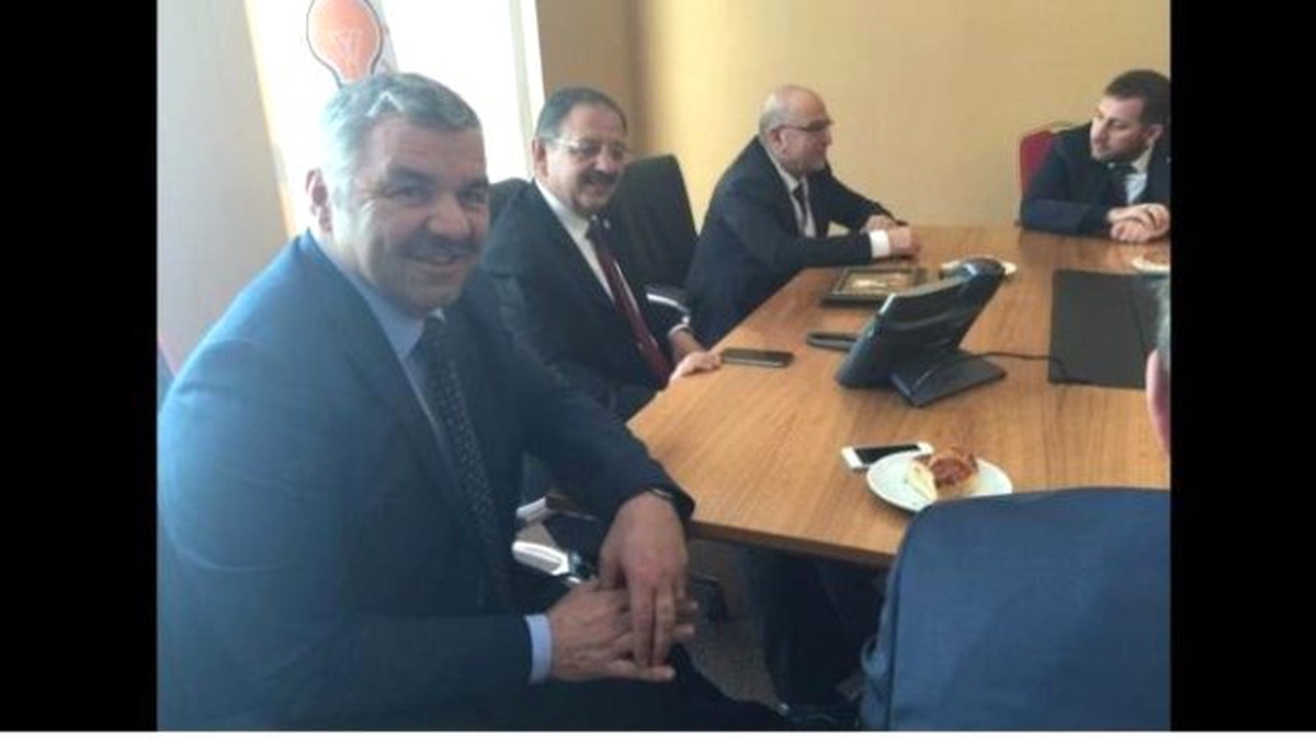 Büyükşehir Belediye Başkanı ve AK Parti İl Yönetimi\'nden Özhaseki\'ye Ziyaret