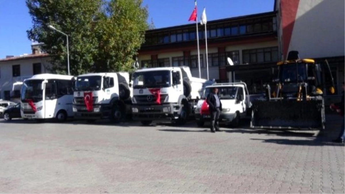 Doğanşehir Belediyesi\'ne Yeni Araç Alımı Yapıldı
