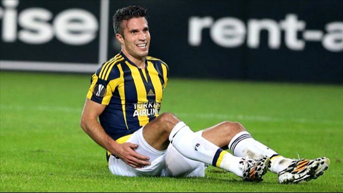 Fenerbahçe: Van Persie Takımda Kalacak