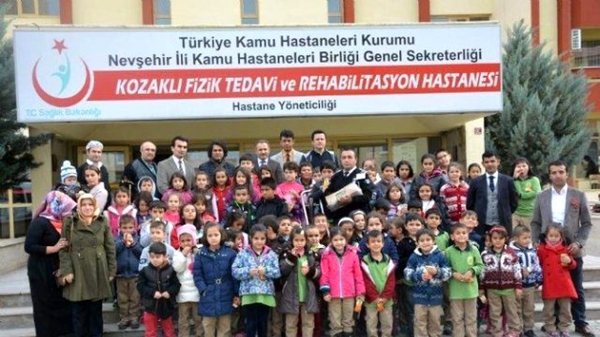Hastalar ve Öğrenciler Fidan Dikti