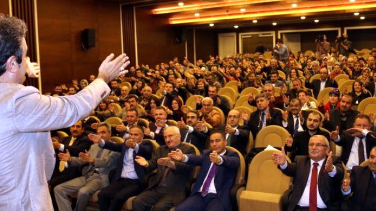 Sivas\'ta İş Adamlarına "Mazeret Yok Konferansı"