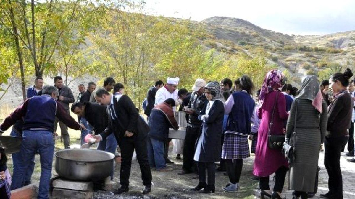 Tatkınık Yibo\'da Aşure Etkinliği