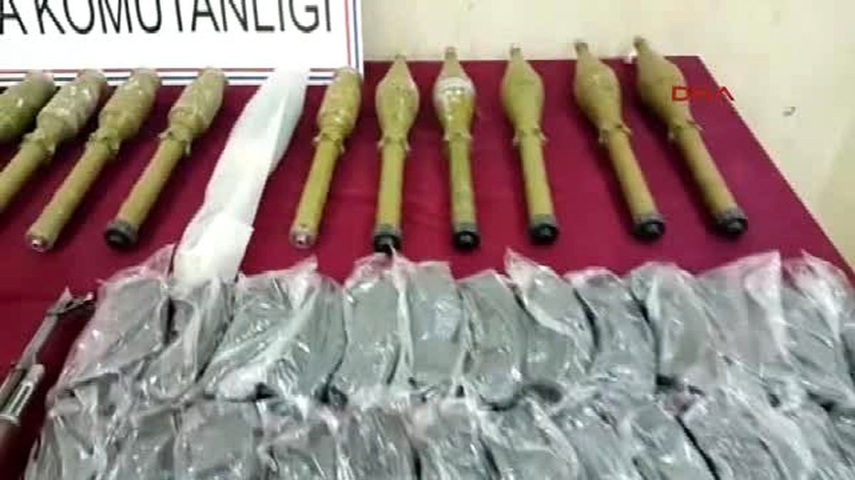 Diyarbakır\'da PKK\'ya Götürülen Silah ve Mühimmatlar Ele Geçirildi