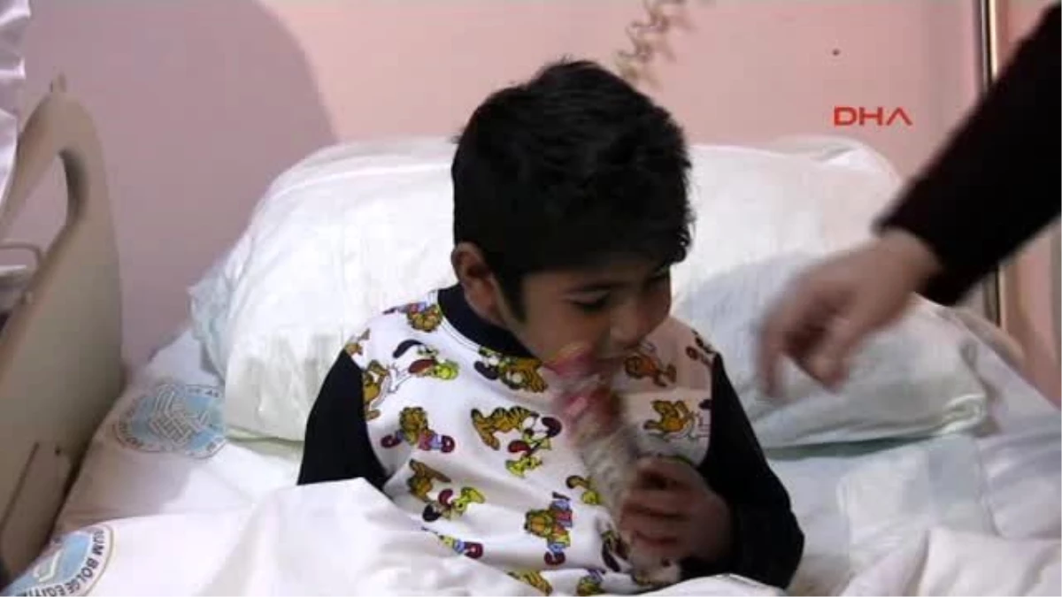 Erzurum - Suriyeli Çocuk, Ayakları Bağlı Donmak Üzereyken Bulundu
