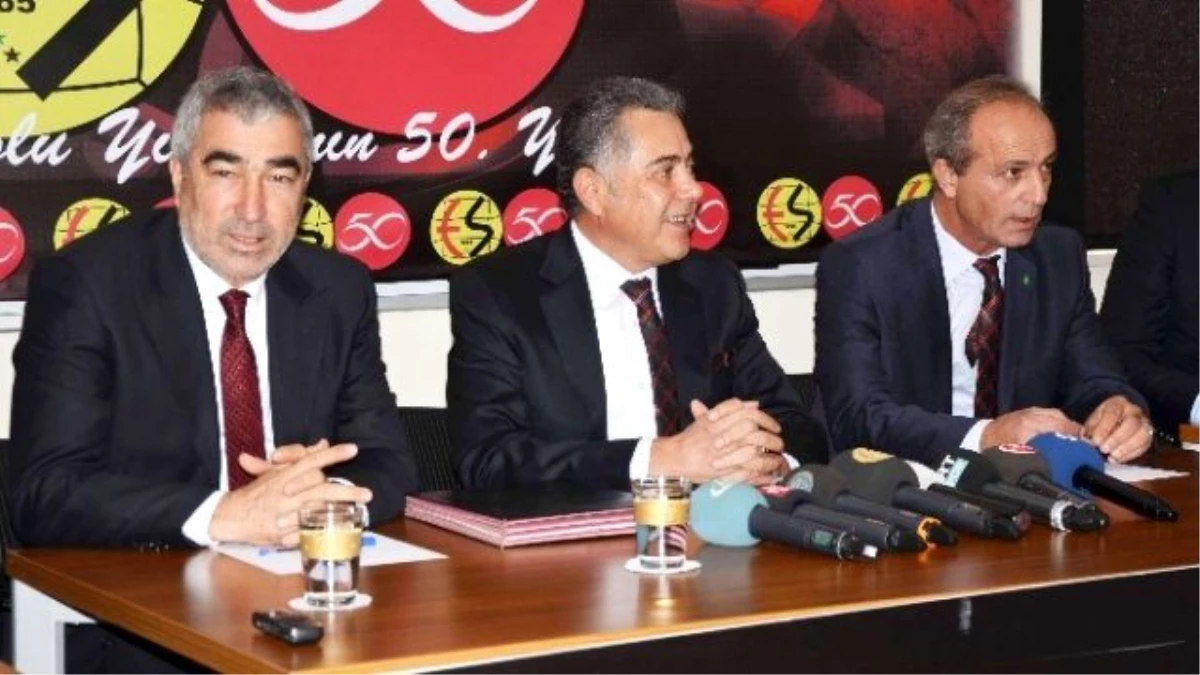 Eskişehirspor\'da Samet Aybaba Dönemi Resmen Başladı