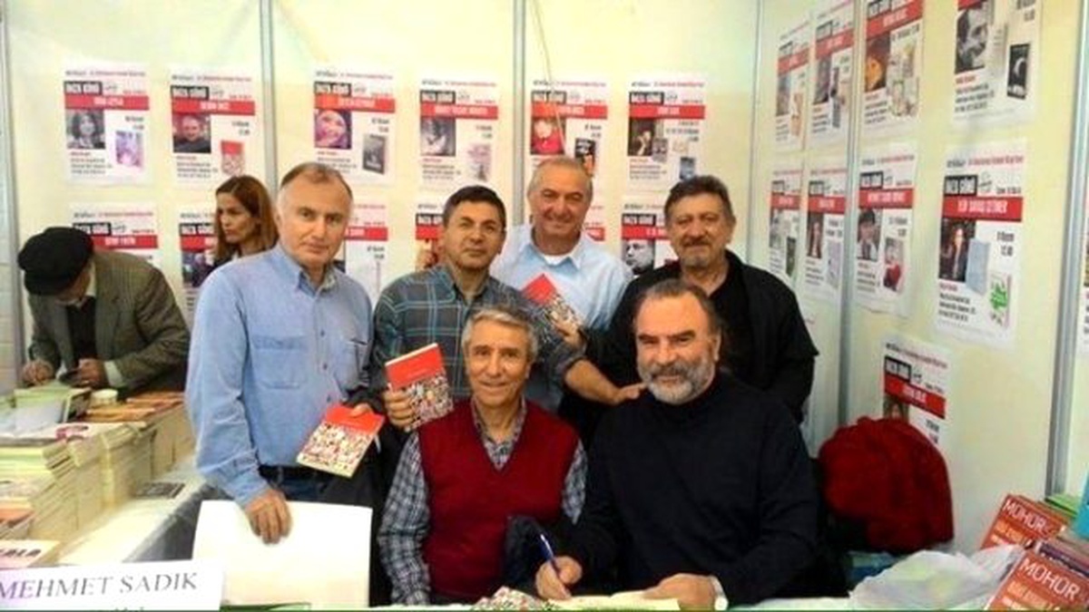 İstanbul Kitap Fuarından Dr. Nedim İnce Geçti