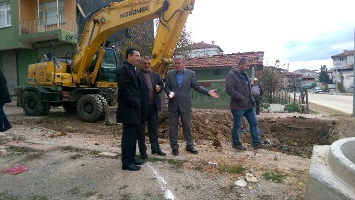 Kavak\'ta Yol Çalışması