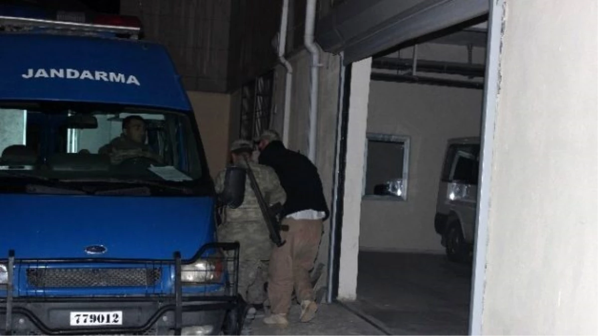Kilis\'te 2 Işid Militanı Tutuklandı
