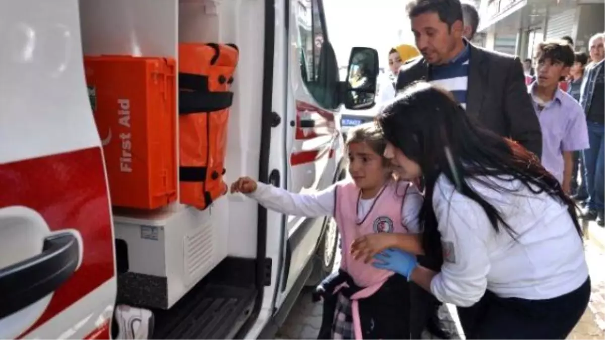 Gaziantep\'te Motosikletin Çarptığı Öğrenci Yaralandı