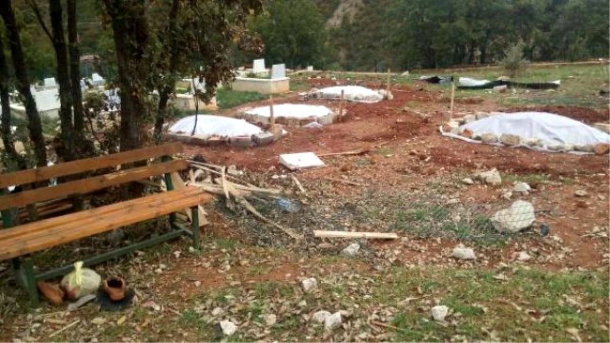 Tunceli Valiliği: 10 PKK\'lının Gizlice Gömüldüğü Tespit Edildi