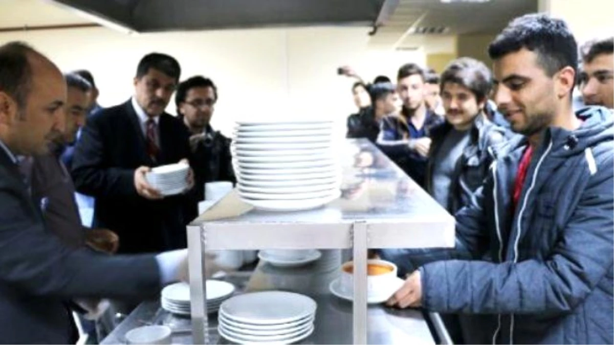 Amasya Üniversitesi\'nden Öğrencilere Ücretsiz Yemek