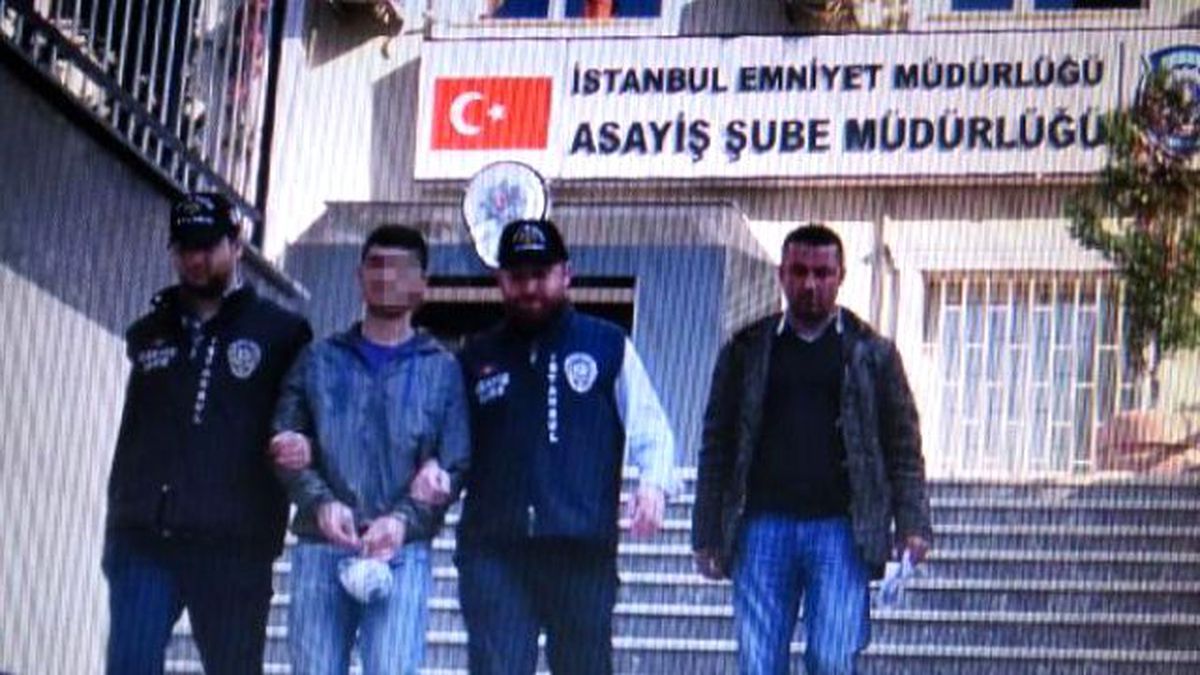 Binalara Tırmanan Hırsızlar Yakalandı