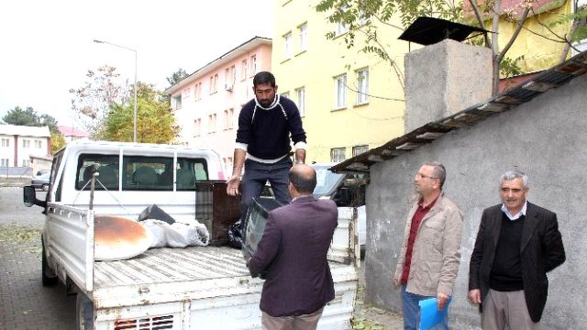 Bingöl\'de Suriyeli Ailelere Yardım