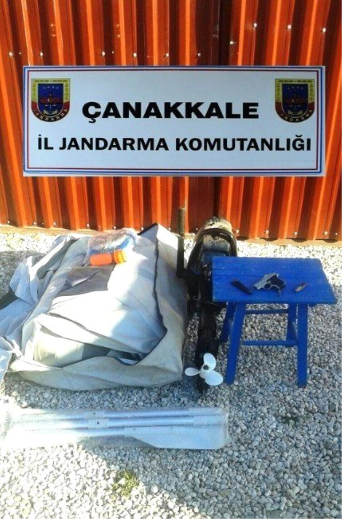 Çanakkale\'de Kaçak Göçmen Operasyonu