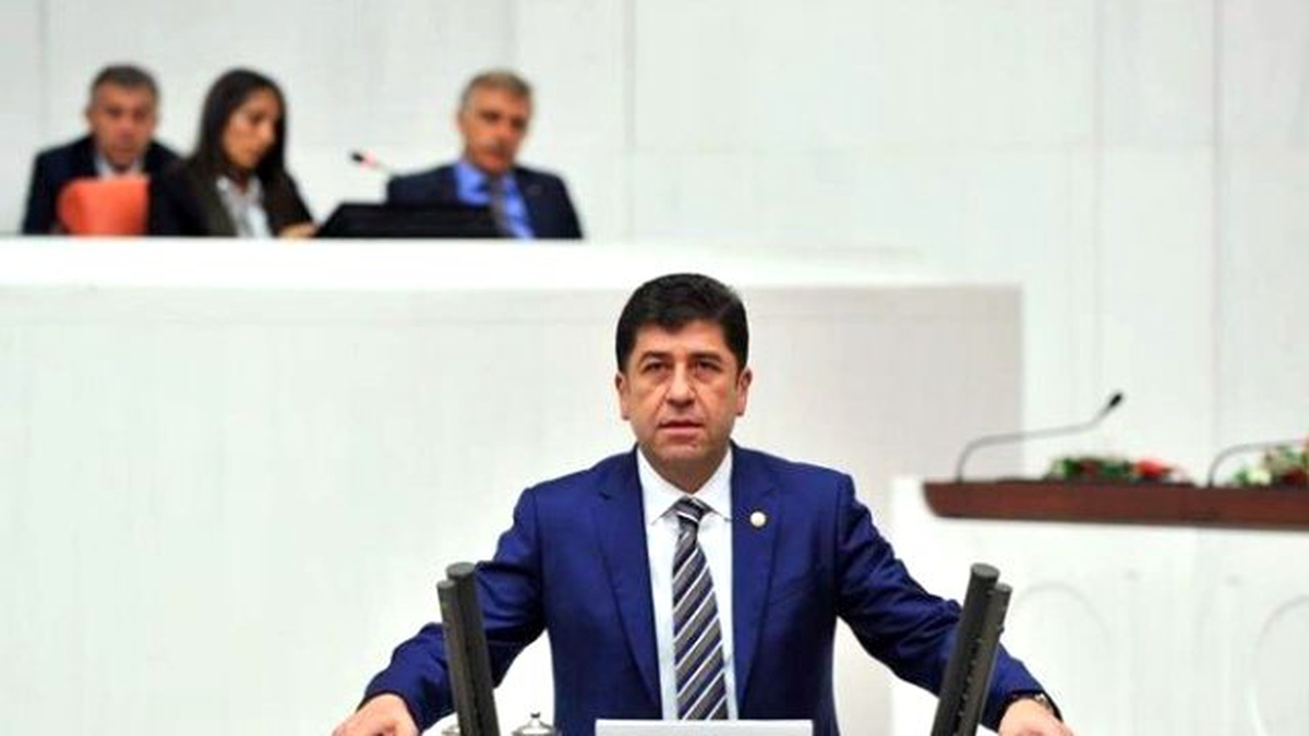 CHP\'li Tüzün, TBMM İdare Amirliği Adaylığını Kaybetti