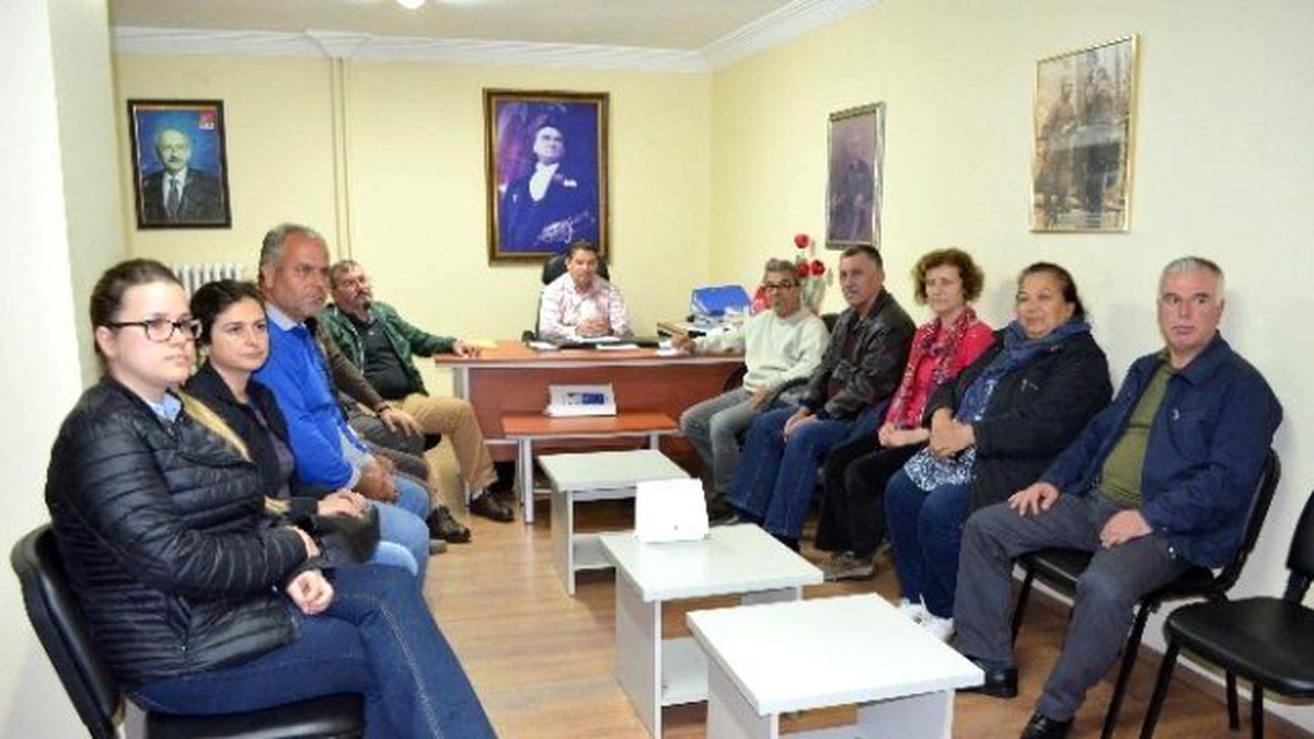 CHP Selçuk\'ta Kongre Tarihi 5 Aralık