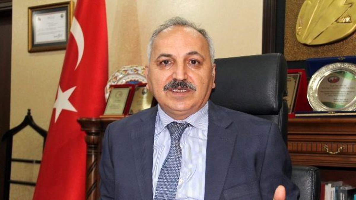 Dinçer\'den Uyarı: "Düzenlemesiz Asgari Ücret Artışı Kayıt Dışını Artırır"