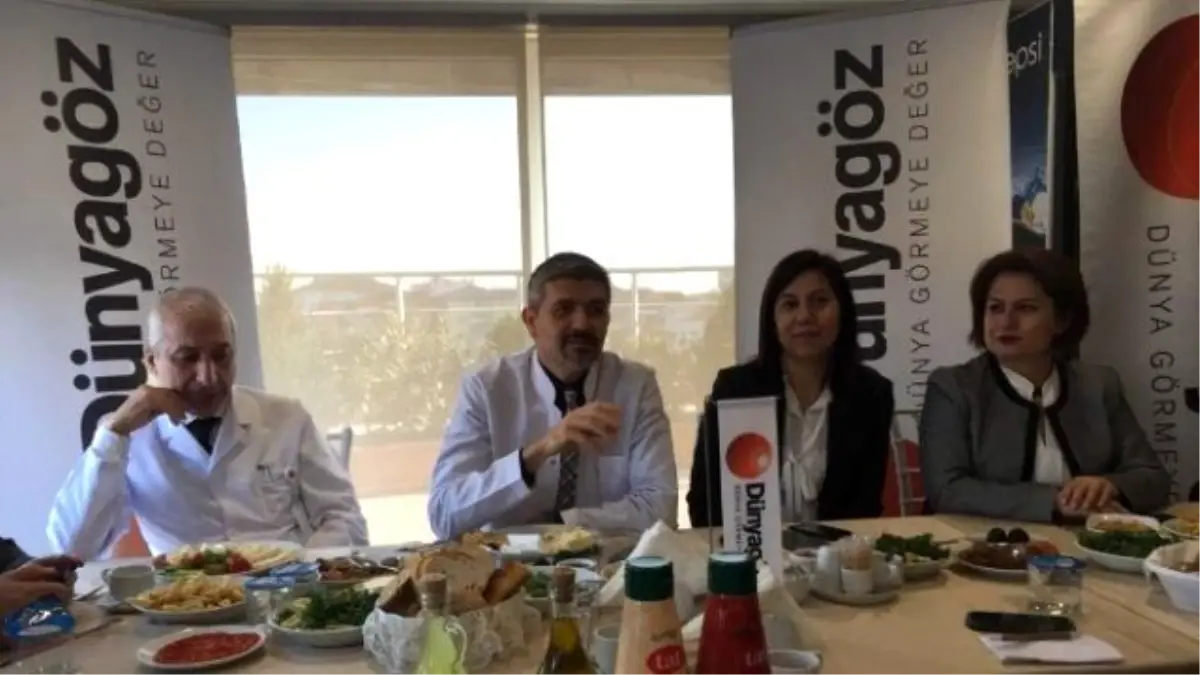 Dünyagöz Hastanesi Yönetimi Gazetecilerle Bir Araya Geldi