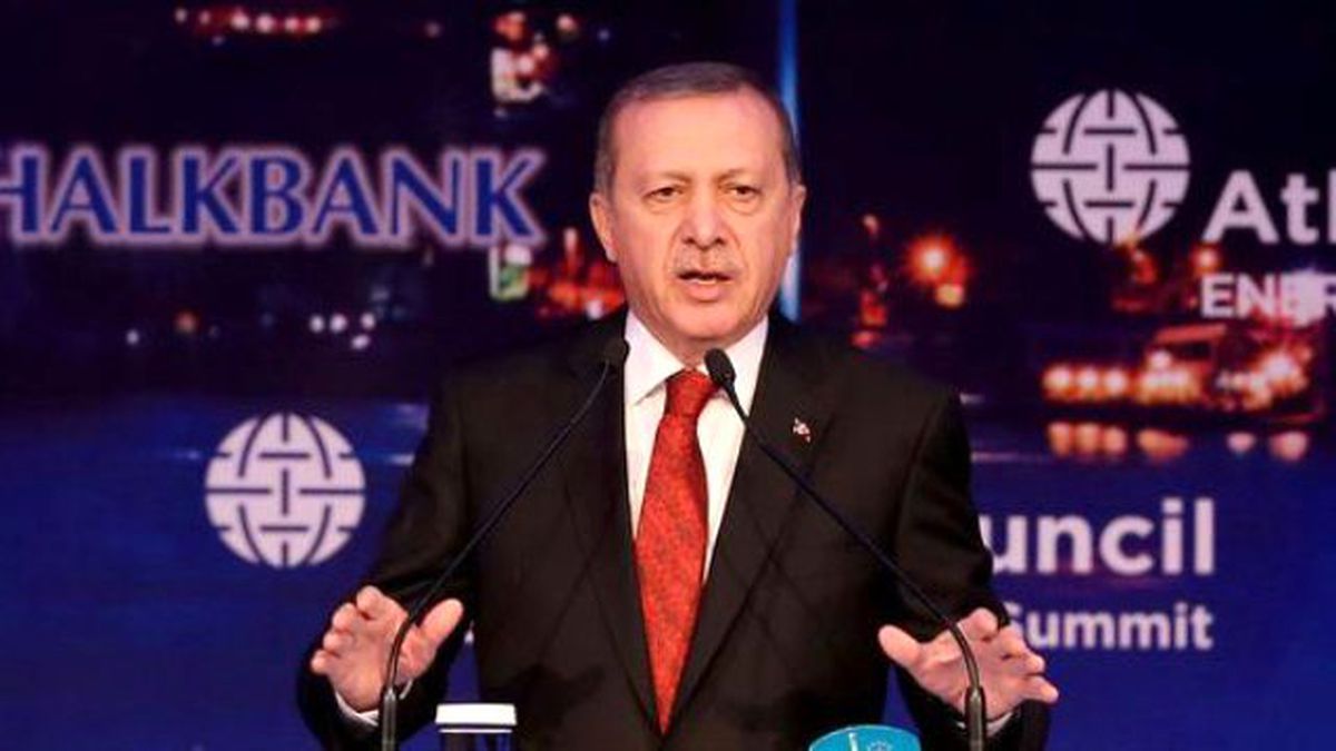 Erdoğan, 'Su Akar Türk Yapar' Sözü İçin Tercümanları Uyardı