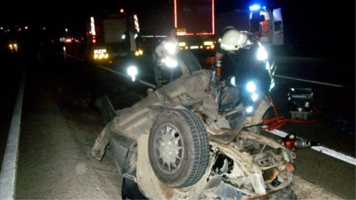 Hurdaya Dönen Otomobilden Sağ Çıktı