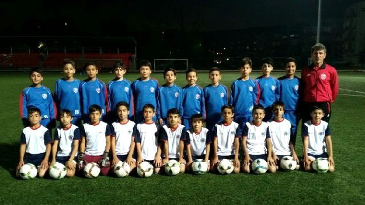 Kepez\'in U-12 Takımı Rakip Tanımıyor