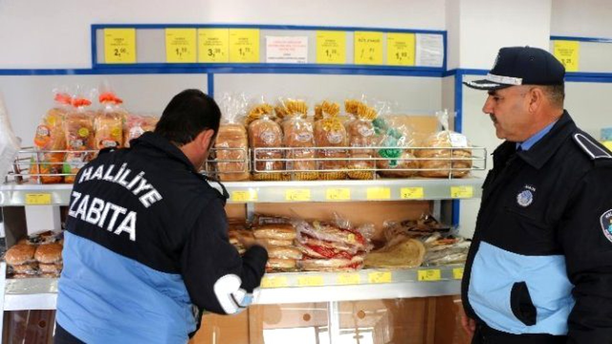 Haliliye\'de Marketlerde Denetim Sürüyor