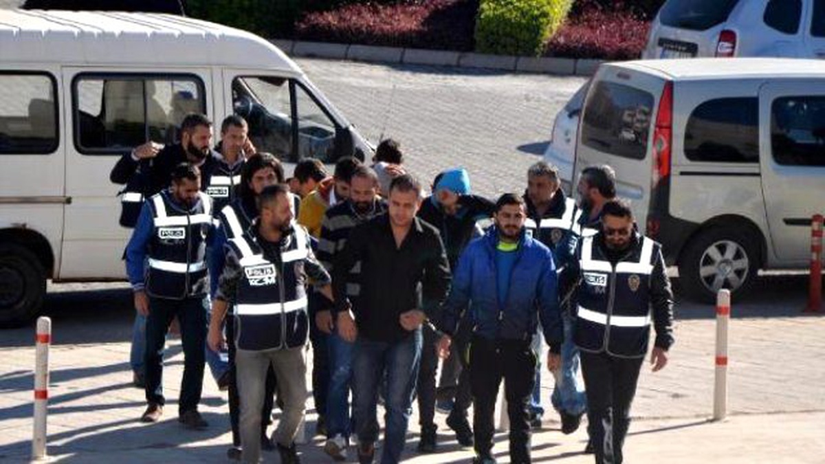 Marmaris\'te Göçmen Kaçakçılığı Şüphelileri Adliyede