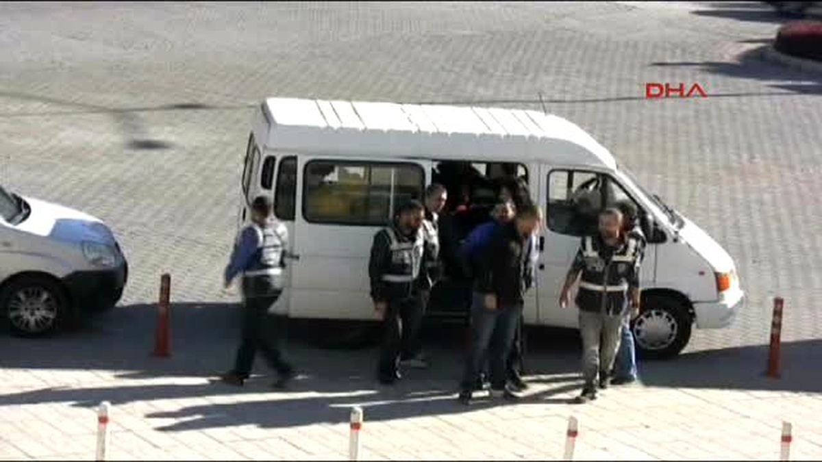 Marmaris\'te Göçmen Kaçakçılığı Şüphelileri Adliyede