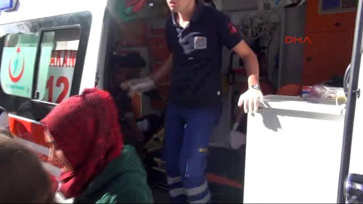 Niğde - Lisede Asit Şişesi Kırıldı, 5\'i Öğrenci 6 Kişi Hastanelik Oldu