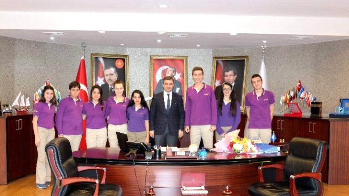 Okul Meclisi Başkanı Yemenici\'yi Ziyaret Etti