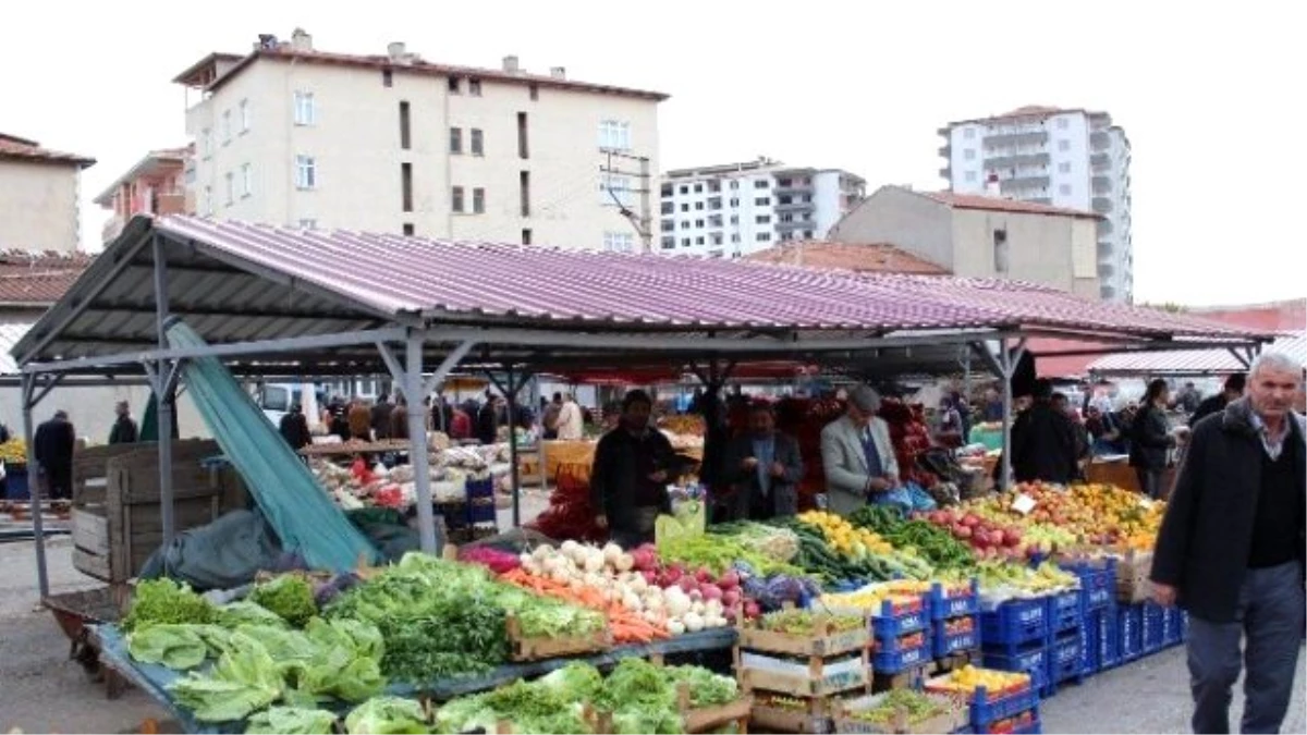 Pazar Esnafından Başkan Şahiner\'e Teşekkür