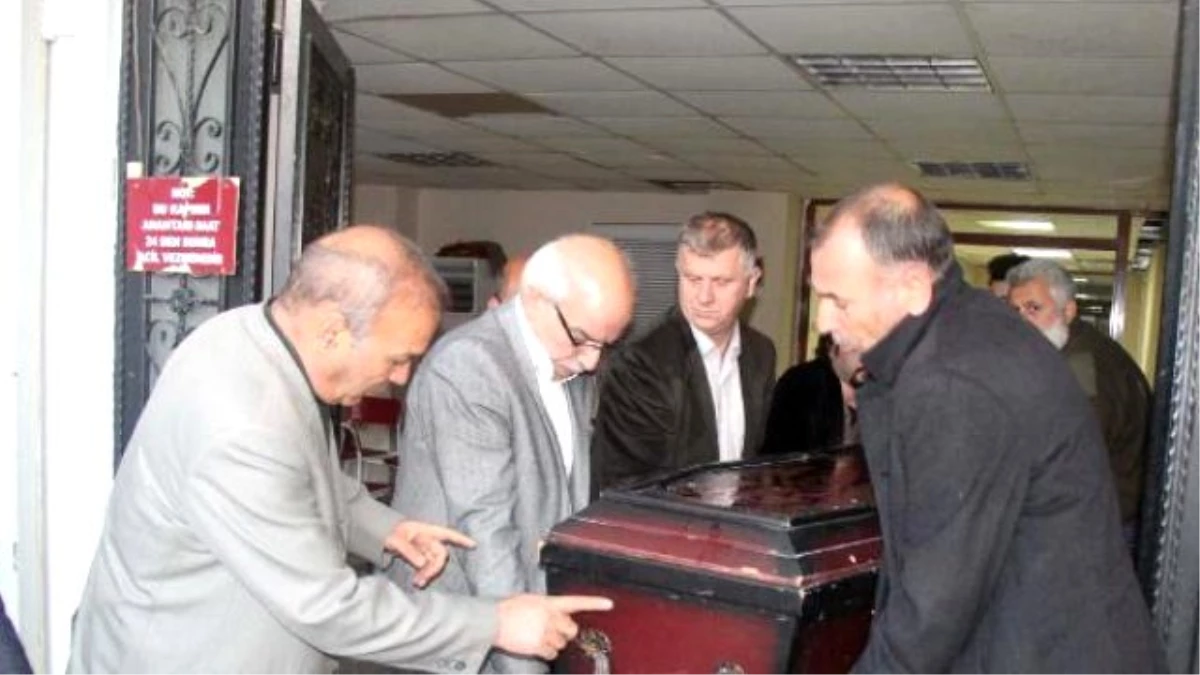 Pyd\'li Aziz Güler\'in Cenazesi Başbakanlık İzniyle Getirildi (2)
